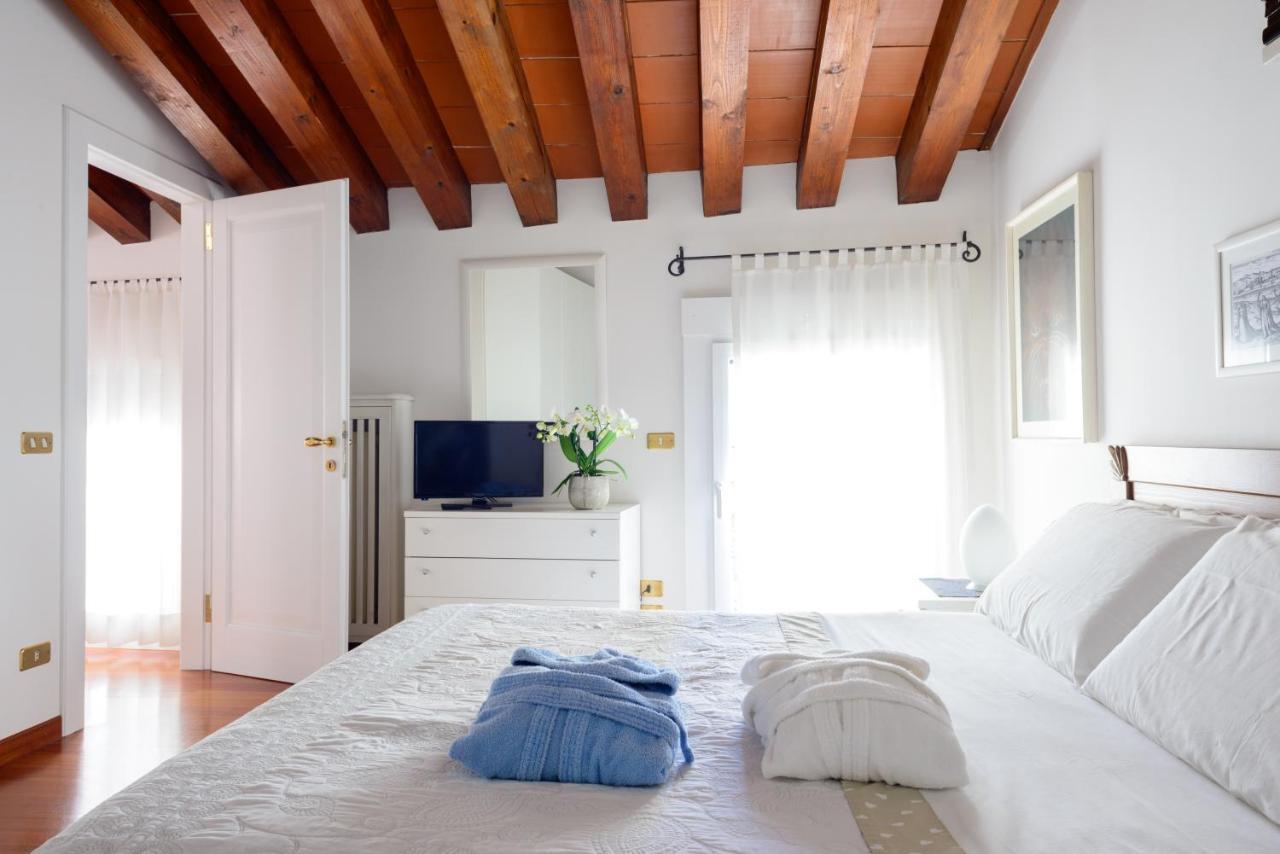 Apartment Deluxe Isola Di Mezzo Treviso Buitenkant foto
