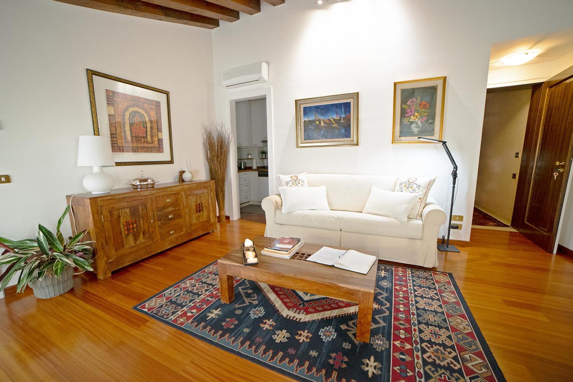 Apartment Deluxe Isola Di Mezzo Treviso Buitenkant foto