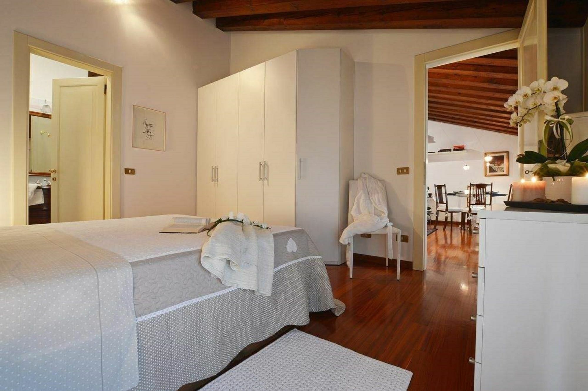 Apartment Deluxe Isola Di Mezzo Treviso Buitenkant foto